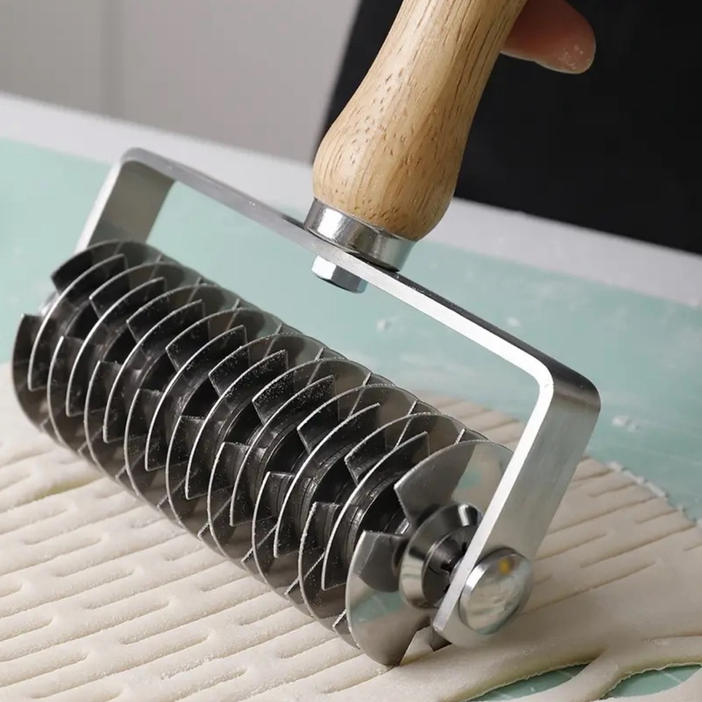 Lattice Pastry Roller Cutter